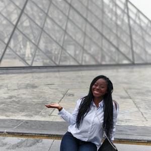 Meet your Posher, Jamila